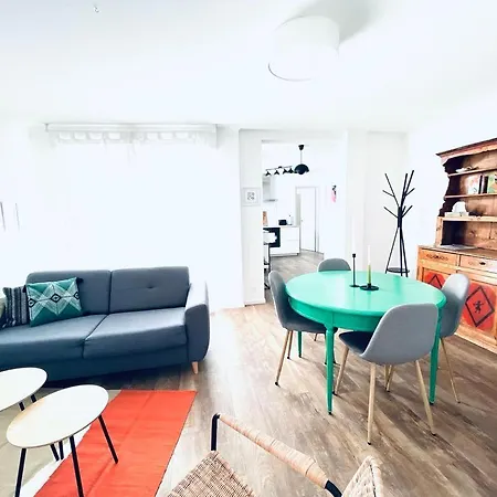 Au Perron Avec Garage Et Balcon A * Ribeauville (Haut-Rhin)