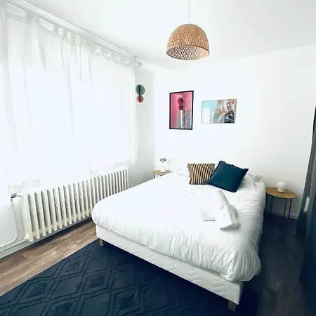 Au Perron Avec Garage Et Balcon A * リボーヴィレ