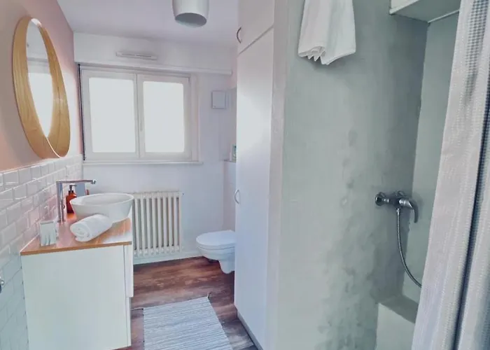 Au Perron Avec Garage Et Balcon A Apartmán Ribeauvillé